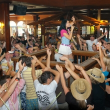 Antonia aus Tirol Mallorca Bierkoenig 2010 027