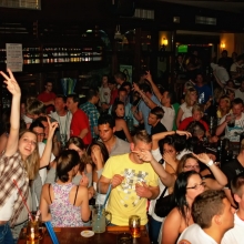 Antonia-aus-Tirol-Mallorca-Bierkoenig-21-juni-2010_057