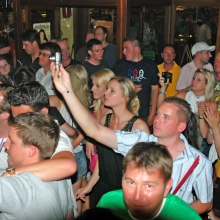 Antonia aus Tirol Mallorca Bierkoenig 28 juni 2010 004