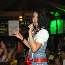 Antonia aus Tirol Mallorca Bierkoenig 28 juni 2010 064