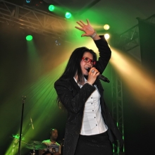 Antonia aus Tirol mit Band 089